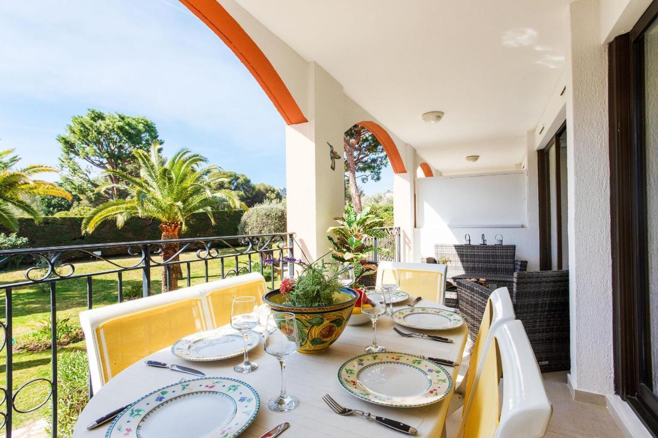 L'Ange Gardien Ap4269 By Riviera Holiday Homes Villefranche-sur-Mer Exterior photo